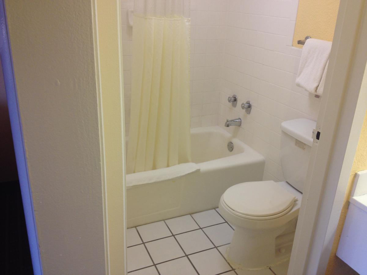 Budget Inn Express Bristol Luaran gambar